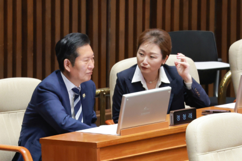 ‘최고위원 사퇴’에 ‘해당 행위자’ 직격… 민주당 ‘당권 경쟁’ 본격화