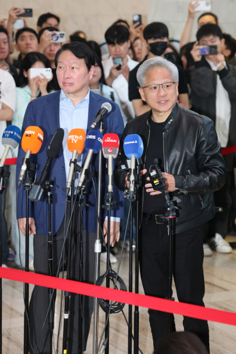 젠슨 황, 한국 대기업과 손잡고 ‘미래 지도’ 그린다