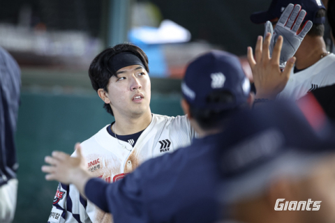 두산전 위닝시리즈 도전! 고승민 1루·손호영 2루 그대로 간다