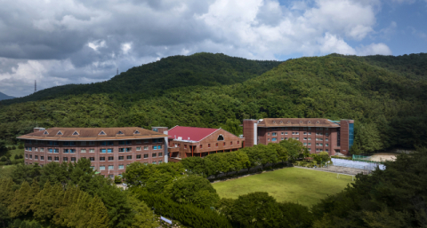 부산가톨릭대, 지역사회 세대이음 모델의 실천 현장으로. 부산가톨릭대 제공