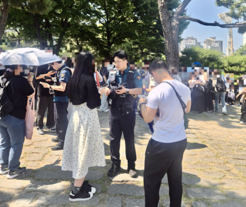 BTS 부산 공연 무사 종료… 암표 11명 적발·112 신고 26건