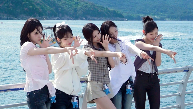 걸그룹 리센느가 거제시와 협업해 제작한 지역 홍보 영상 장면. 부산일보DB