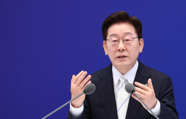 이재명 대통령이 지난 8일 청와대 영빈관에서 열린 취임 1주년 기자회견에서 발언하고 있다. 연합뉴스