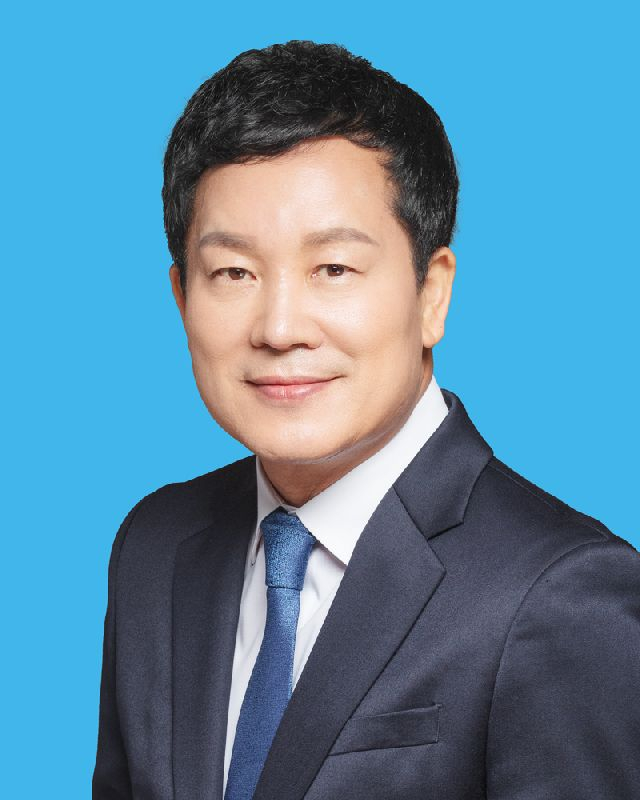 홍순헌 부산시 신임 정책협치특별보좌관. 부산일보DB