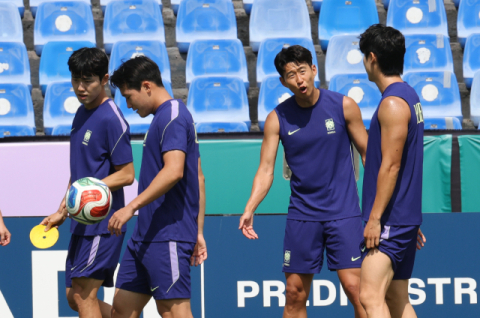 32강 걸린 남아공전 선제골을 넣어라