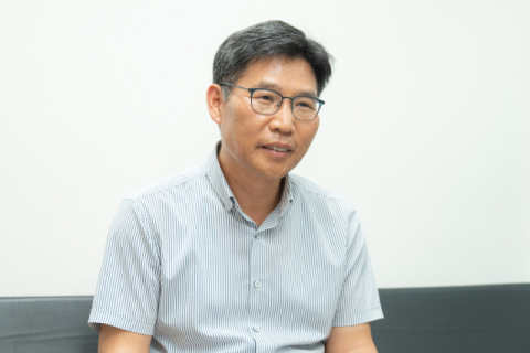 [인터뷰] 박판정 부산상의 기업정책협력관 “기업의 눈으로 현장 보고, 문제 해결 지름길 찾아”