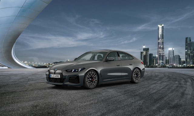 BMW ‘i4 e드라이브40 그란 쿠페 M 스포츠 프로 BEV 패밀리 에디션’.BMW코리아 제공