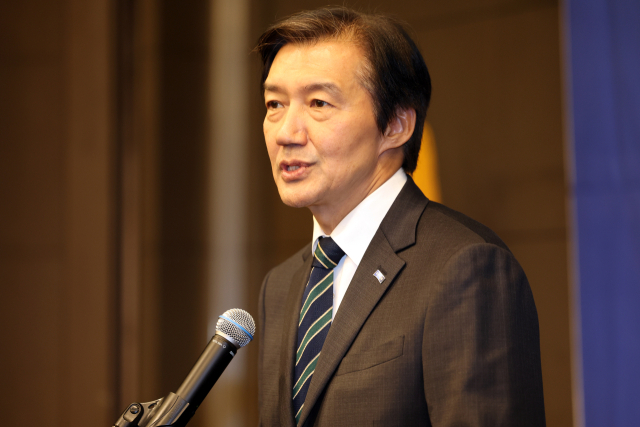 조국혁신당 조국 전 대표가 지난달 17일 광주 서구 치평동 브리브 광주 바이 롯데호텔에서 열린 6·3지방선거 당선자 워크숍을 찾아 발언하고 있다. 연합뉴스