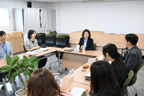 우성빈 기장군수, 읍·면 및 유관기관 방문해 직원 격려