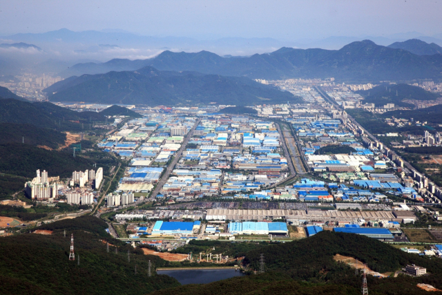 우리나라 제조업을 이끈 창원국가산업단지 전경. 창원시 제공