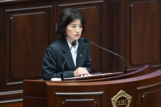 발언하는 김효정 부산시의회 교육위원장. 부산시의회 제공