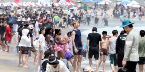 부쩍 늘어난 외국인, 오래 머물게 할 콘텐츠 찾아라!