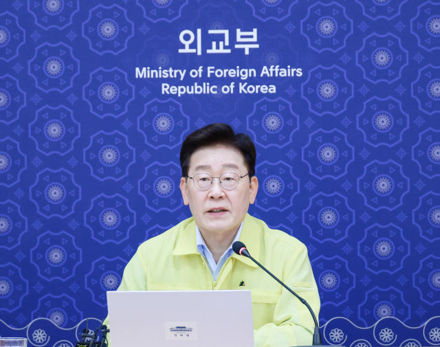 이재명 대통령이 지난 27일 서울 외교부 청사에서 열린 네팔 홍수 피해 대응 긴급회의에서 발언하고 있다. 연합뉴스