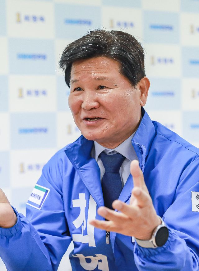 더불어민주당 부산시당 수석부위원장에 선임된 최형욱 서·동구 지역위원장. 부산일보DB