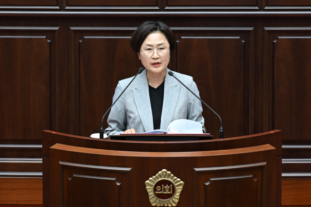 부산시의회 윤지영 해양도시안전위원장. 부산시의회 제공