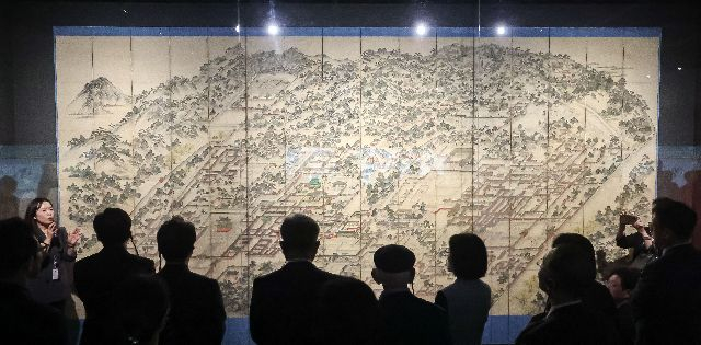 부산시립박물관의 특별전 ‘조선의 기록과 문화, 만세에 전하노니’ 전시 모습. 부산일보DB