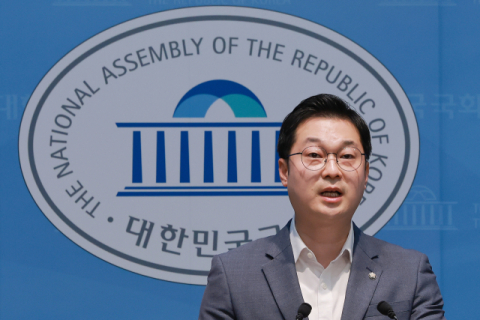 용혜인 버리면 김승원 지킬 수 있을까…고민 빠진 與