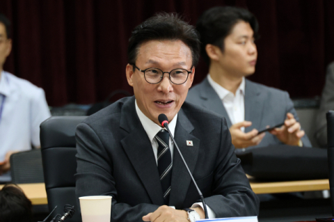 김민석 