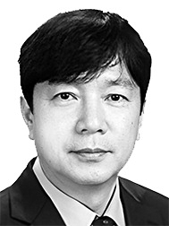 [강윤경 칼럼] 지역 경제 엉망인데 기준금리 인상이라니