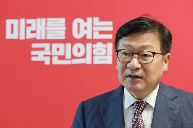 국민의힘 정점식 원내대표가 21일 국회에서 강훈식 대통령 비서실장이 사의를 표명한 것 등 현안과 관련해 입장을 밝히고 있다. 연합뉴스