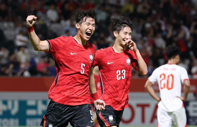 25일 일본 나고야 미즈호 공원 럭비경기장에서 열린 2026 아이치·나고야 아시안게임 남자 축구 8강 한국과 베트남의 경기. 한국 김지수가 후반전 추가골을 넣고 기뻐하고 있다. 연합뉴스