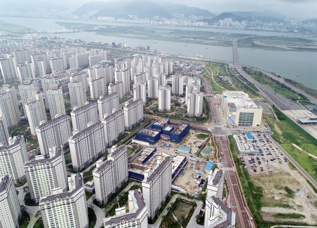부산 강서구 명지국제신도시 전경. 부산일보DB