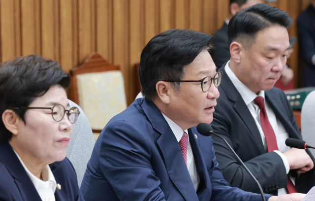 국민의힘 정점식 원내대표가 2일 국회에서 열린 국정감사대책회의에 참석해 발언하고 있다. 연합뉴스
