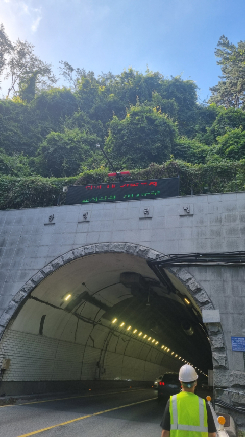 제1만덕터널 전경.