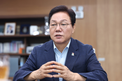 취임 100일 박완수 경남지사 “주력산업 AI 접목 고도화 하겠다”