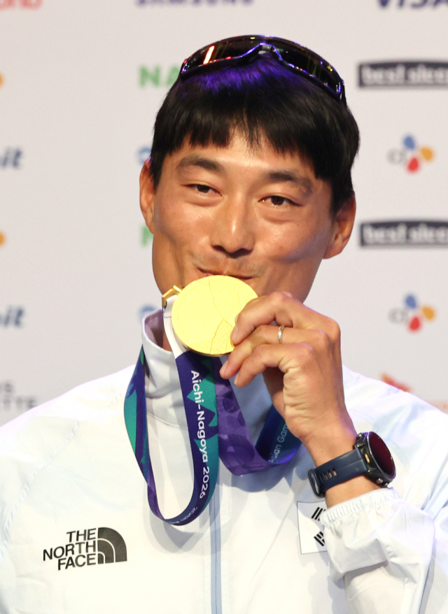 16일 개최되는 전국체전에 부산 연고팀 국가대표 선수들이 부산의 금메달을 위해 뛴다. 전국체전 16연패에 도전하는 요트 하지민. 연합뉴스