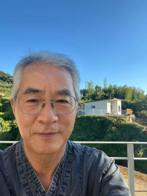 ‘삭발 안거’ 마친 박종훈 전 경남교육감 ‘옹달샘’ 개관 예고