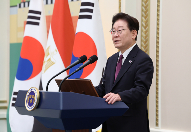 이재명 대통령이 지난 8일 청와대에서 열린 압델 파타 알시시 이집트 대통령 국빈 방한 환영 오찬에서 환영사를 하고 있다. 연합뉴스
