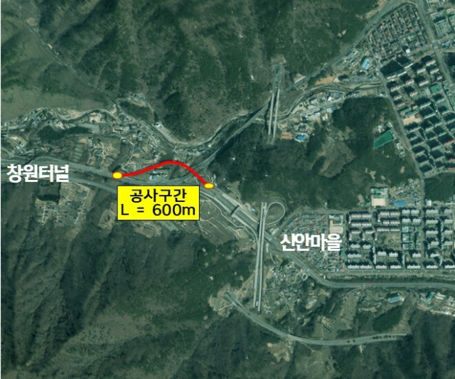 경남 김해시가 오는 16일 오후 10시부터 17일 오전 5시까지 대청IC에서 창원터널 진입 방향 고가도로의 통행을 전면 통제한다. 사진은 통제 구간. 김해시 제공