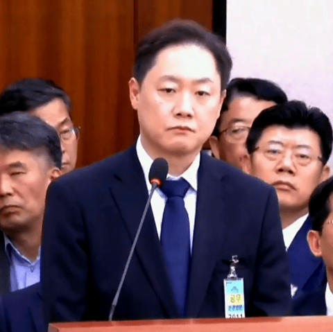 테슬라코리아 서영득 대표가 국회 국토교통위원회 국정감사에 증인으로 출석해 답변하고 있다. 의사중계시스템 캡처