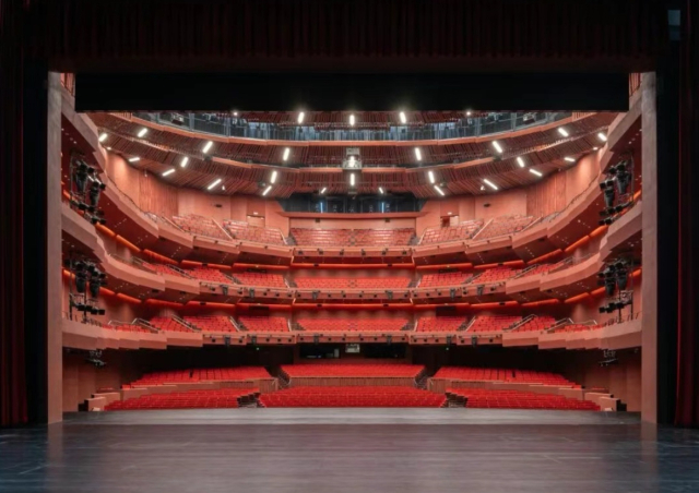 중국 상하이대가극원(Shanghai Grand Opera House)의 2000석 규모 주 공연장인 ‘하모니홀’ 전경. 올해 10월 17일 개관한다. 사진=중국 상하이시 홈페이지