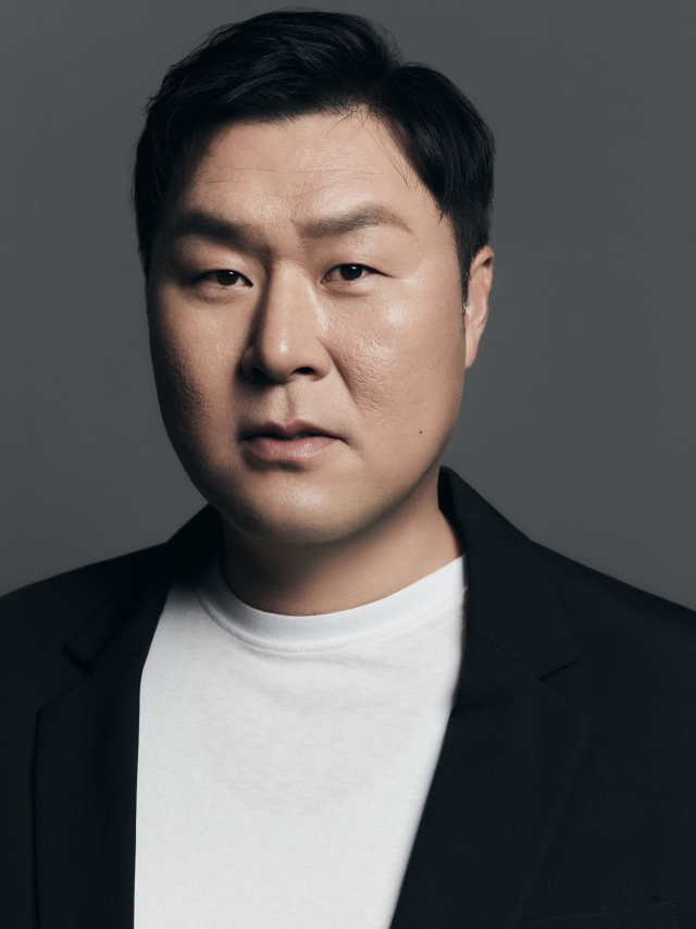 넷플릭스 시리즈 ‘중증외상센터 시즌2’로 돌아온 배우 윤경호. 눈컴퍼니 제공