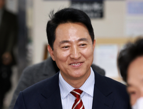 오세훈 '정치자금법' 사건 2심서 무죄…1심 뒤집혀
