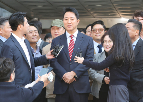 국힘, 오세훈 무죄에 “사필귀정”…민주 “면죄부 판결 유감, 상고해야”