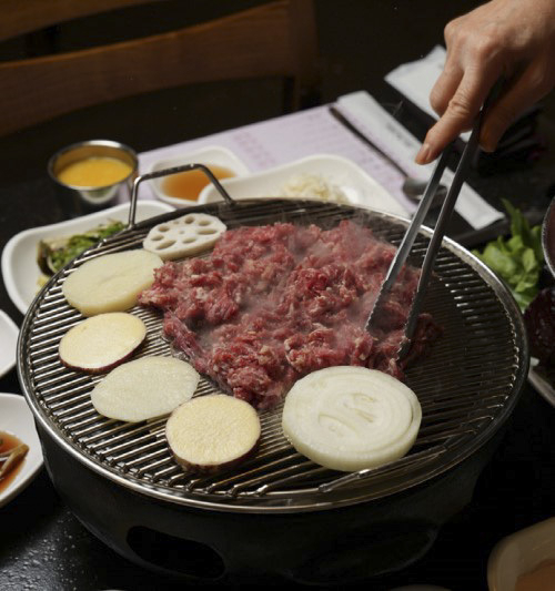 부산 수영구 광안리언양불고기부산집 대표 메뉴. 부산시 제공