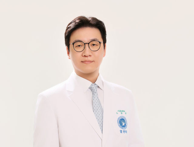 동남권원자력의학원 도환권 재활의학과 주임과장은 “사경이나 사두증은 대부분 조기에 발견해 적절하게 치료하면 좋은 경과를 기대할 수 있다”며 “보호자가 가정에서 올바른 자세 관리와 운동을 꾸준히 시행하는 것이 치료에 중요한 역할을 한다”고 말했다. 동남권원자력의학원 제공
